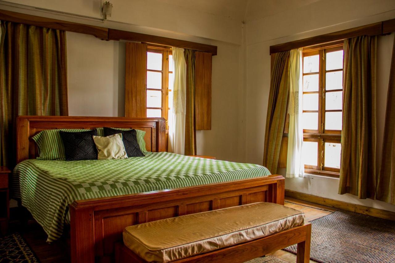 Ken & Twill Hotel Shillong Ngoại thất bức ảnh